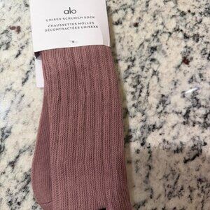 Alo Yoga Pink Scrunch Color